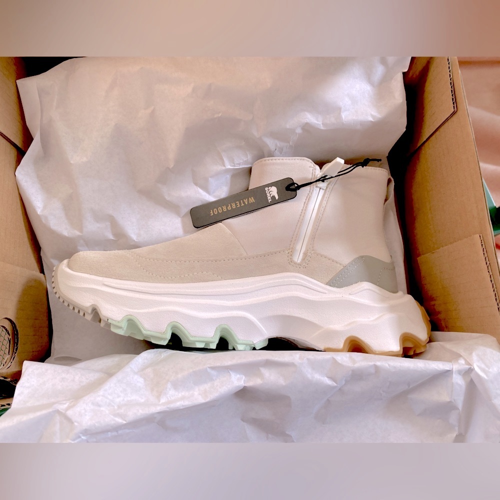 Sorel Women's Kinetic Breakthru Acadia Waterproof Boot ✨ Chalk + Sea Salt Size 8 - Picture 10 of 10